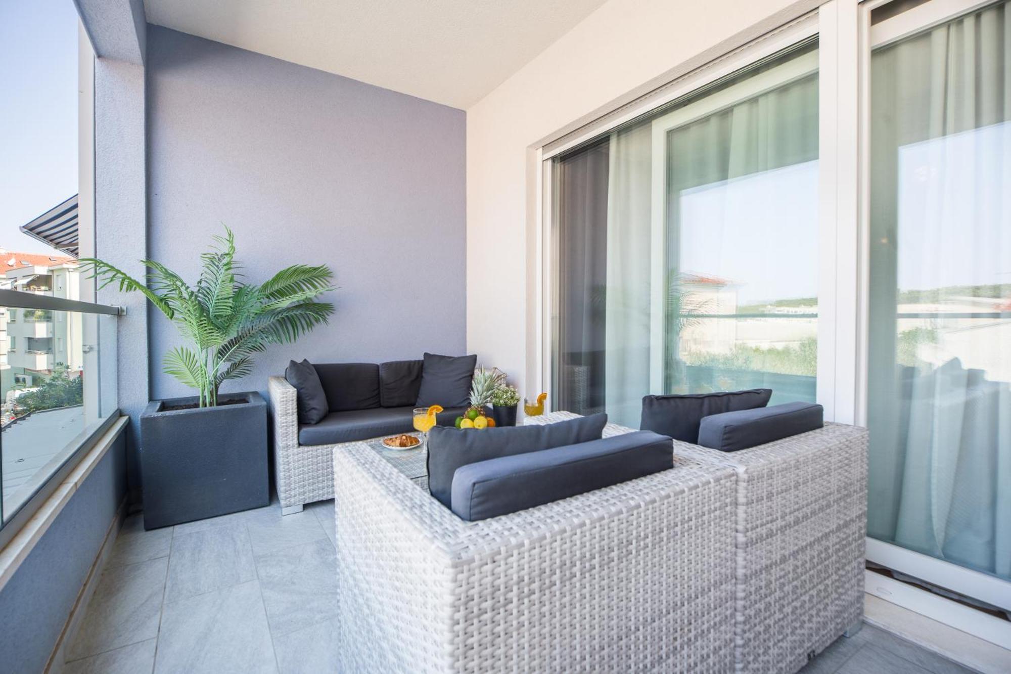 Apartment Pjero Makarska Exterior foto